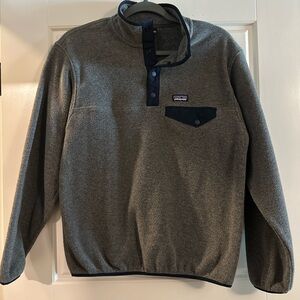 Patagonia Charcoal Fleece Pullover with Navy Trim Kids XL